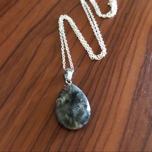New Labradorite Droplet Gemstone Necklace 18”